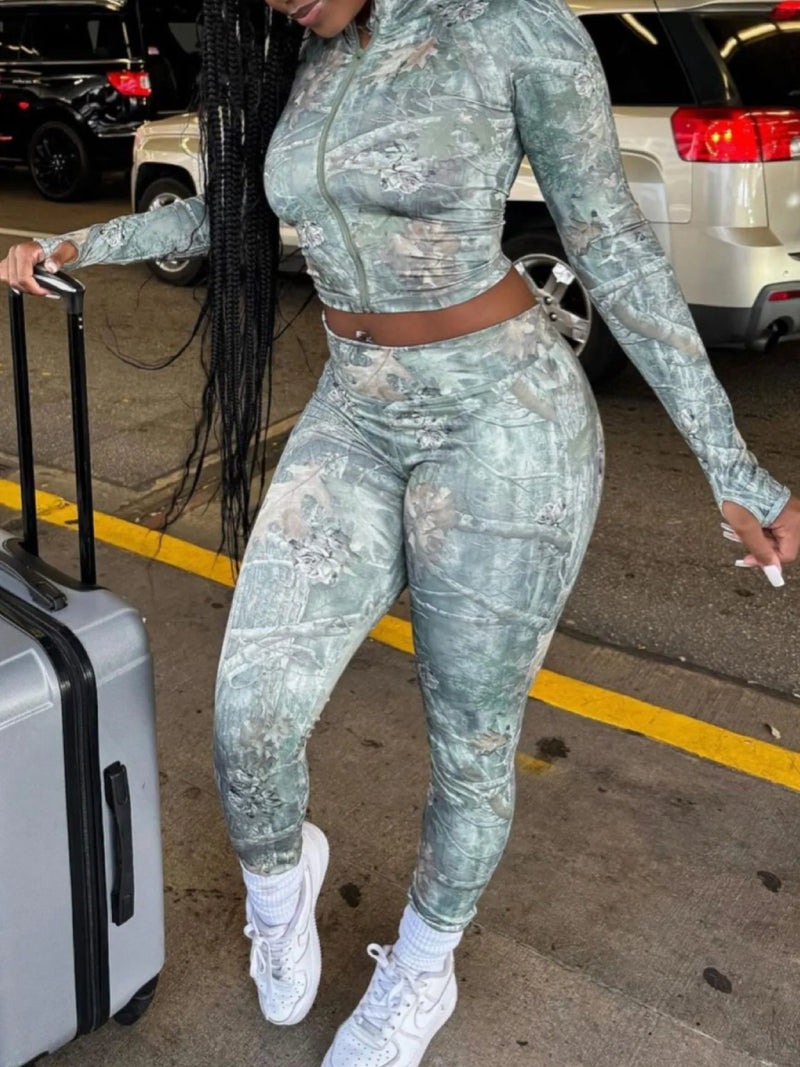Zip Up Crop Top and Leggings Set - Diverse Creations & CompanyZip Up Crop Top and Leggings SetGreen